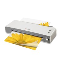 Ламинатор COMIX F9062 А3, 4 вала, 80-125 мкм, 38-45 см/мин. Ламинатор COMIX F9062 А3, 4 вала, 80-125 мкм, 38-45 см/мин.